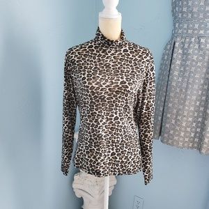 Cach'e turtleneck leopard long sleeve top C80